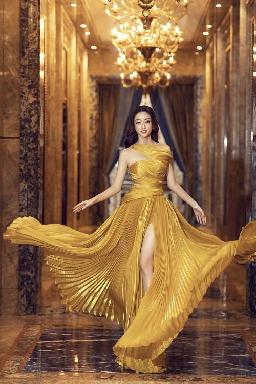 Nàng hậu gốc Cao Bằng lộng lẫy, kiêu sa như một nàng công chúa.