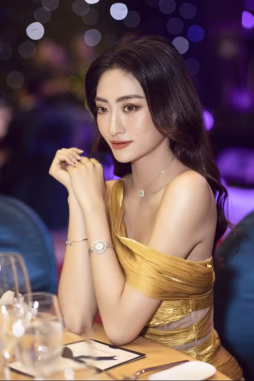 Lương Thùy Linh đăng quang cuộc thi Hoa hậu Thế giới Việt Nam 2019. Cùng năm, cô đại diện Việt Nam tham gia cuộc thi Hoa hậu Thế giới và lọt Top 12.