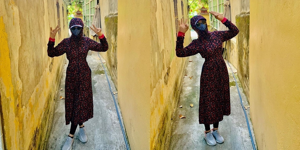 Hoa hậu Trần Tiểu Vy hóa ninja khi ra đường vào mùa hè: "Không biết như này có bị đen không, outfit by mẹ bắt".