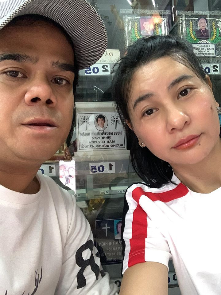 Cuoi nam Cat Phuong den vieng co nghe si Minh Thuan, tam su gay hoang mang-Hinh-2