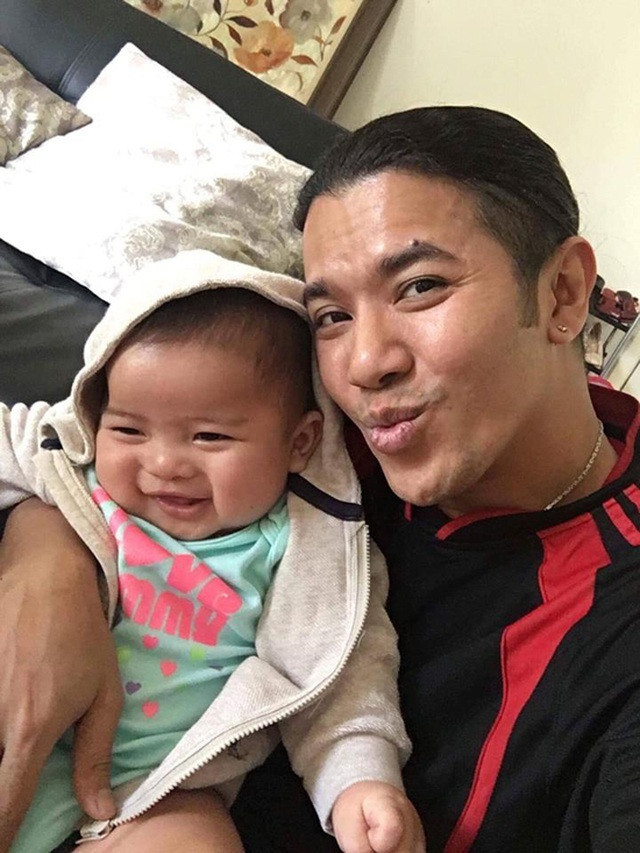 Kasim Hoang Vu tiet lo ve 2 con voi ban gai chua lam dam cuoi