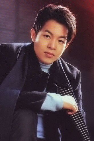 41 tuổi, Quang Lê giàu có, nổi tiếng nhưng vẫn lẻ bóng 41 tuoi, Quang Le giau co, noi tieng nhung van le bong