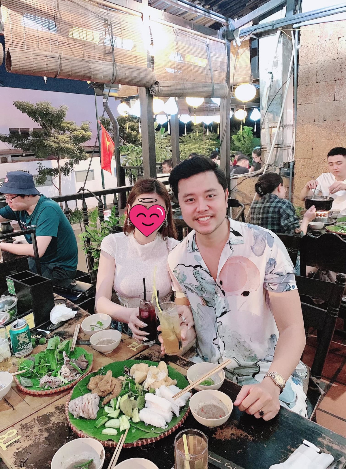 Vu Hoang Viet co ban gai moi, 