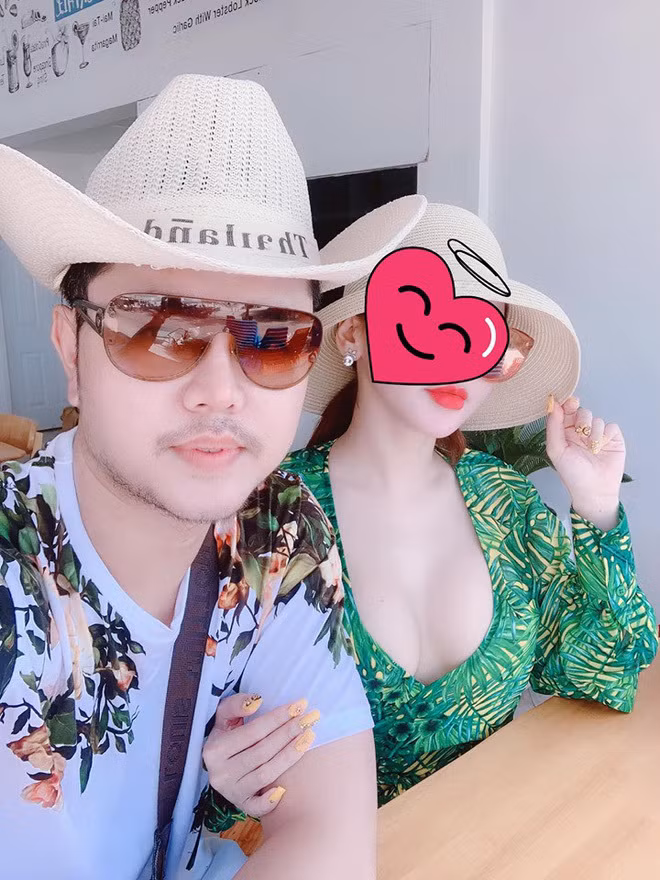 Vu Hoang Viet co ban gai moi, 