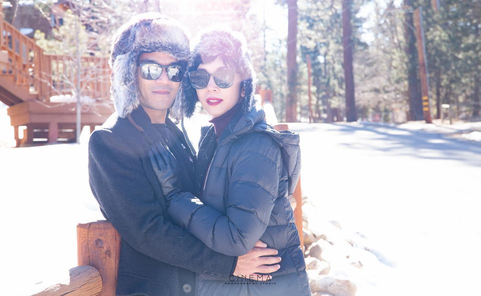 Nhiều khán giả, bạn bè chúc phúc cho cặp đôi sẽ mãi hạnh phúc bên nhau.