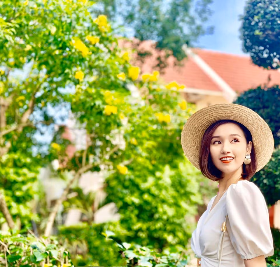 Lã Thanh Huyền vào vai Tuệ Lâm, một cô gái giỏi giang, mạnh mẽ, có tài kinh doanh.