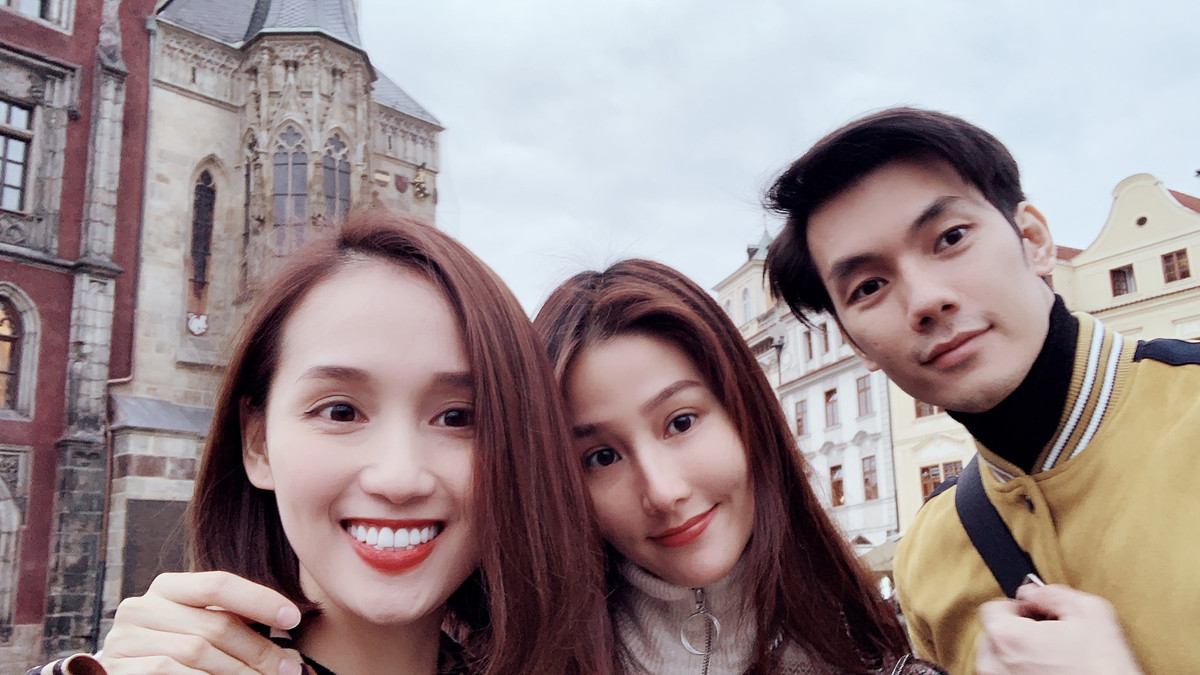 Trong phim, Diễm My 9x và Lã Thanh Huyền gây chú ý khi đảm nhận hai vai nữ chính.