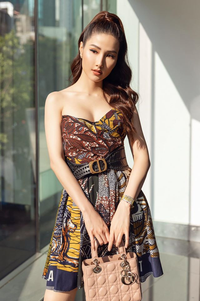 Nữ diễn viên sinh năm 1990 ghi dấu ấn với loạt vai diễn ấn tượng trong các phim: Váy hồng tầng 24, Mỹ nhân kế, Gái già lắm chiêu, Cô Ba Sài Gòn...