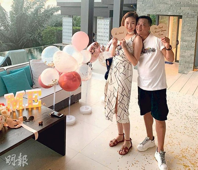 Chia sẻ với truyền thông Hong Kong, Trang Tư Mẫn cho hay sau khi cưới cô sẽ theo chồng sang Đài Loan sinh sống, nhưng vẫn sẽ cố gắng vun vén gia đình để có thể duy trì hoạt động nghệ thuật ở quê nhà. Xem video "Việt Nam sản xuất bộ sinh phẩm xét nghiệm Covid-19". Nguồn VTC1: