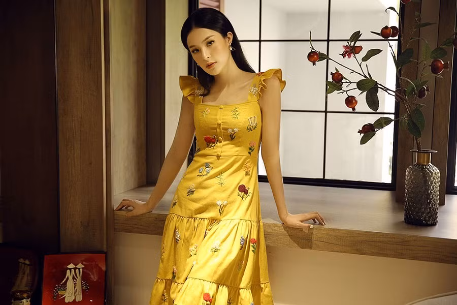 Diễn viên Hạ Vi nói thêm, nếu có duyên, cô muốn phát triển thành nghệ sĩ đa năng thêm hai lĩnh vực MC và ca hát.