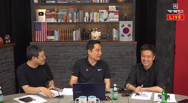 Ban gai tin don cua Song Joong Ki da co mot doi chong