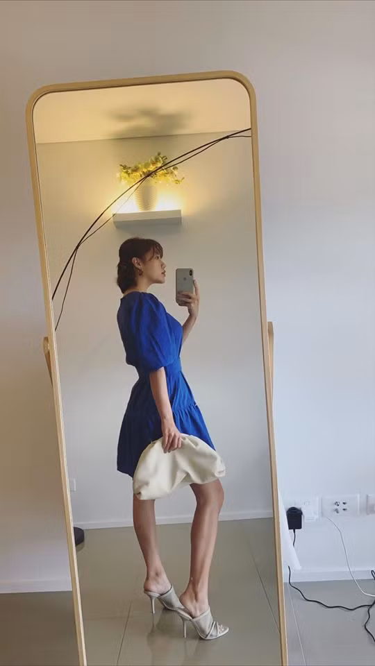 Sau sự cố, ca sĩ Văn Mai Hương dành nhiều thời gian đi du lịch sốc lại tinh thần. Dịp Valentine, nữ ca sĩ còn trình làng sản phẩm âm nhạc mới "Tình lãng phí".