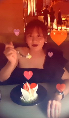 Hình ảnh lãng mạn của Văn Mai Hương khi đi du lịch cùng bạn trai hậu Valentine.