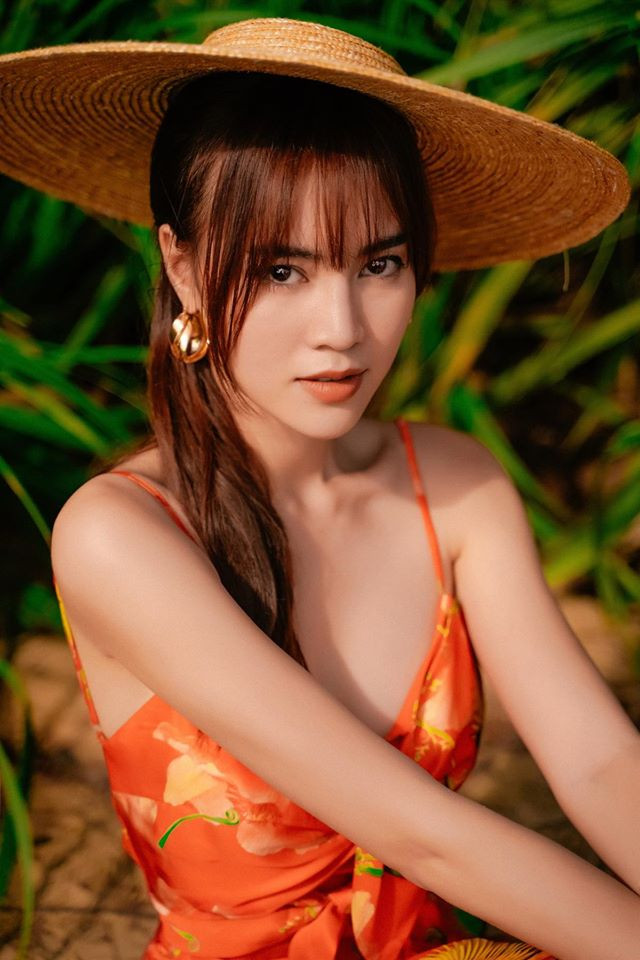 Về đời tư, Lan Ngọc từng công khai hẹn hò diễn viên Minh Luân. Tuy nhiên, sau 3 năm mối tình của cặp đôi tan vỡ.