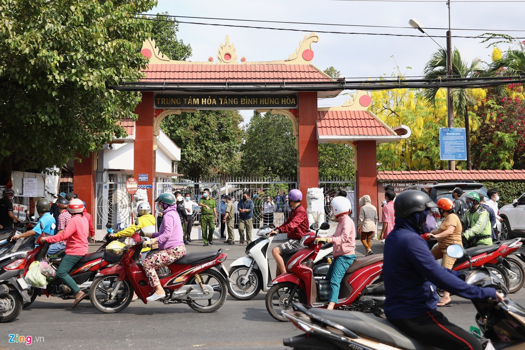 Xot xa le tang khong tieng ken trong cua Mai Phuong-Hinh-7