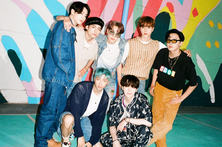 BTS thắng giải Ca khúc Pop xuất sắc và Ca khúc K-pop xuất sắc với On. 7 chàng trai cũng được vinh danh là Nhóm nhạc xuất sắc. Ảnh: Billboard.