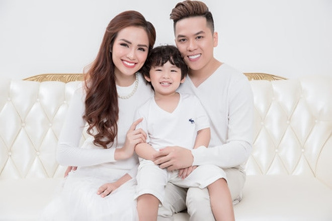 Hoa hau Diem Huong cong khai tin nhan mui man cua tinh tre-Hinh-4