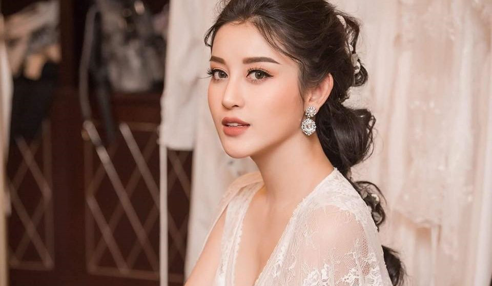 Dù đạt được top 10 cuộc thi năm đó, nhưng Huyền My trả lời rằng cô mất nhiều thứ khi tham dự đấu trường nhan sắc này khi cái tên đi kèm với hàng loạt tin tức không mấy hay ho.