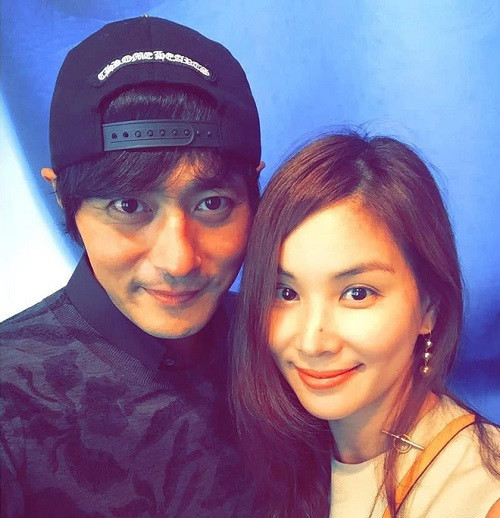 Jang Dong Gun lo tin nhan tim gai tre mua vui, mo tiec thac loan-Hinh-2