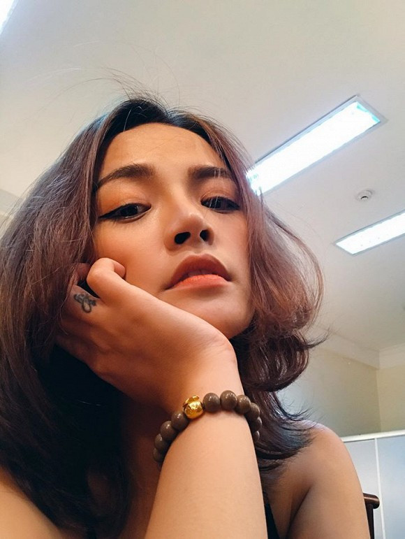 Ban trai Thu Quynh lo dien, cap doi con dua nhau ve ra mat gia dinh?-Hinh-3