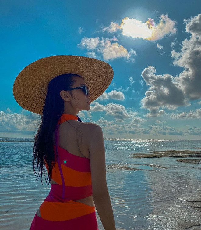 Trước đó, khi tham gia một sự kiện, vóc dáng mảnh mai, gầy guộc của cô gây bàn luận. Chính cô cũng thừa nhận điều này.