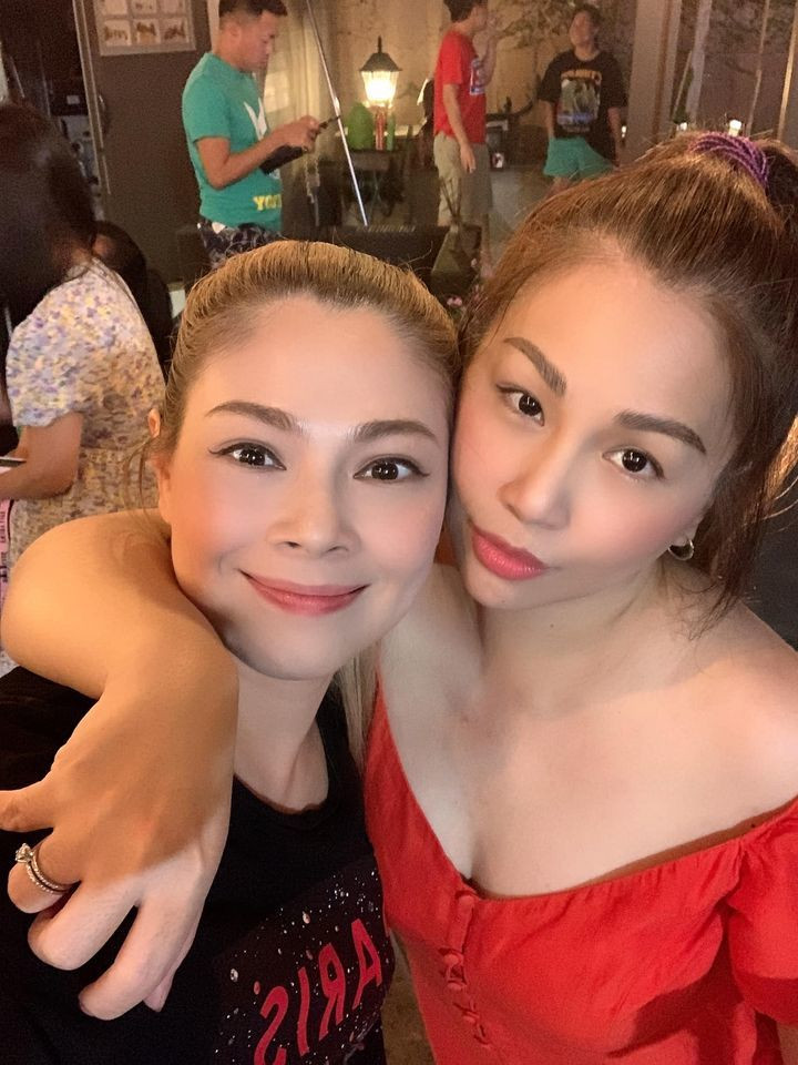 Thanh Thảo "đột nhập" nhà vợ chồng Minh Tuyết - Diệp Nghi Keith. Buổi tiệc diễn ra rất vui vẻ với thức ăn ngon, không khí thân mật.