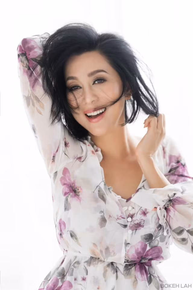 Trước nghi vấn tan vỡ, Kỳ Duyên chia sẻ: "Chúng tôi cho nhau tự do. Vì công việc, cả hai vẫn gặp nhau. Tôi không cho mối quan hệ của mình và anh ấy một tên gọi gì. Mối quan hệ của chúng tôi nếu gọi là một cặp thì cũng không đủ".