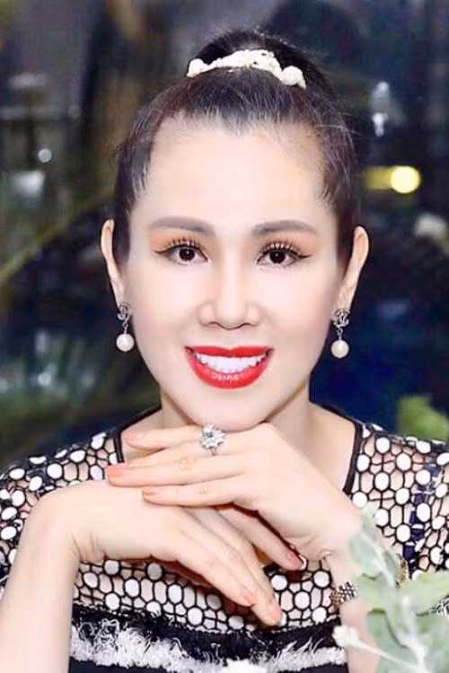 Nhiều năm qua, Vi Thị Đông không tham gia các hoạt động của người nổi tiếng.