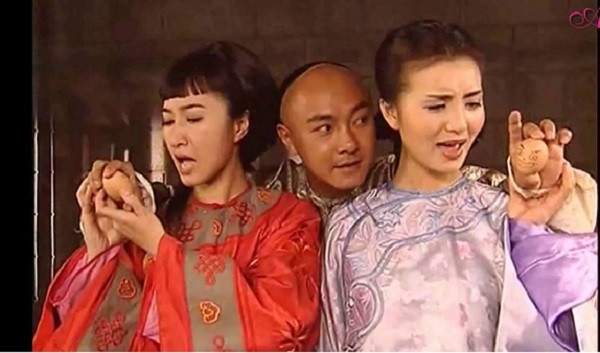 Lên sóng màn ảnh Hoa ngữ năm 2003, phim với sự tham gia của ba diễn viên chính Trương Vệ Kiện, Quan Vịnh Hà và Trần Hảo thu hút đông đảo người quan tâm. Bộ phim tạo được ấn tượng sâu sắc với người xem không thể không kể tới diễn xuất tự nhiên, duyên dáng của họ.