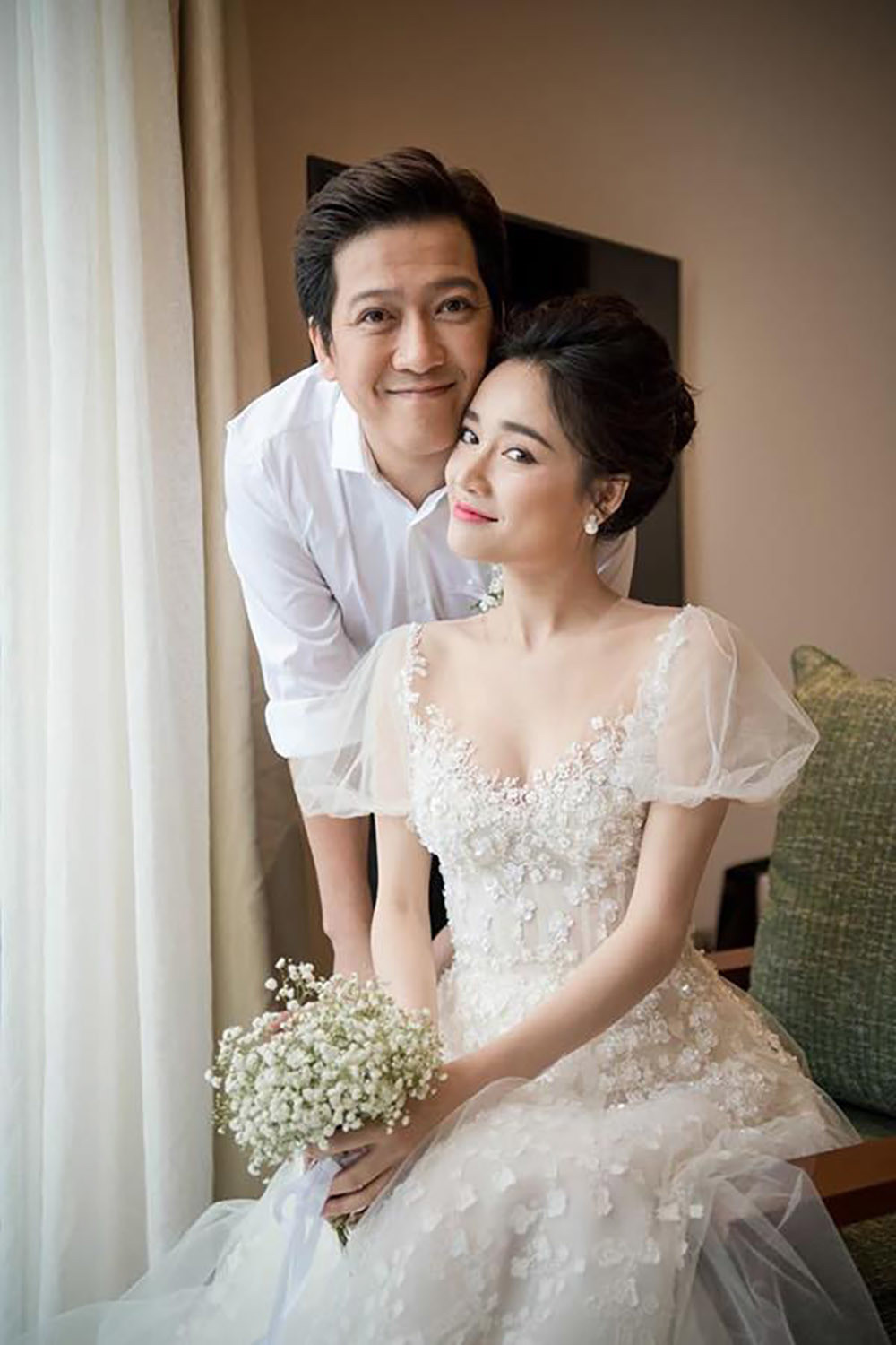 Sau 1 năm kết hôn, cặp đôi đã có với nhau một cô con gái đầu lòng. Cả hai cũng thường xuyên “đốn tim” người hâm mộ bằng những bộ ảnh ngọt ngào, lãng mạn vào những dịp đặc biệt.