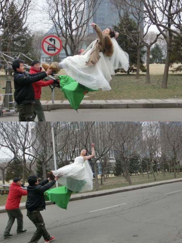 Trong hậu trường, nữ diễn viên Diệp Thanh được thiết kế một chiếc ghế riêng để ngồi lên, bởi cảnh cô bị hất tung lên cao diễn ra khá chậm, thậm chí cô còn có thời gian liếc mắt oán hận với Lưu Thi Thi, Ngô Kỳ Long. Nhưng khán giả đánh giá chi tiết này thừa thãi, làm giảm giá trị của phim.