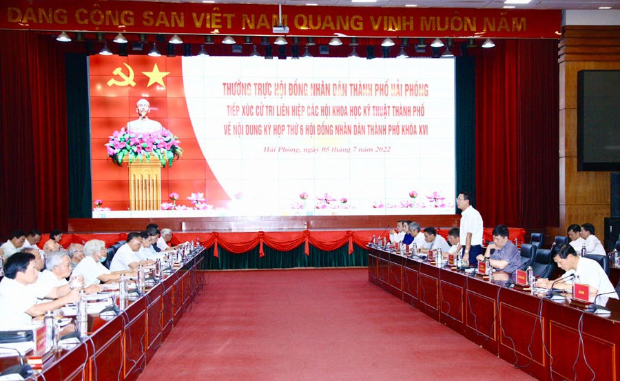 Tiep xuc cu tri thanh vien Lien hiep cac Hoi khoa hoc va ky thuat Hai Phong