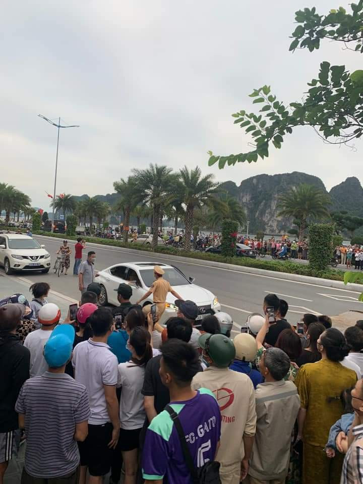 Can canh kham xet nha rieng nguyen Chu tich UBND TP Ha Long-Hinh-7