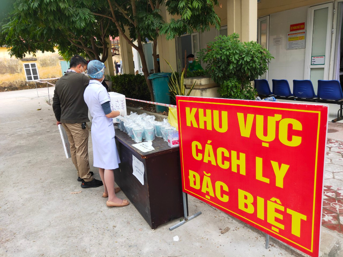 Người bệnh ấm lòng với những cốc cháo nghĩa tình Tâm Phát - Hình 8 Nguoi benh am long voi nhung coc chao nghia tinh Tam Phat-Hinh-8