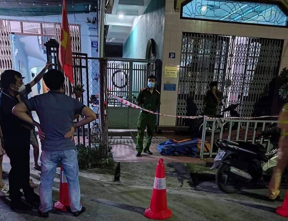 Hai Phong: Dam tu vong hang xom nghi vi 20cm dat