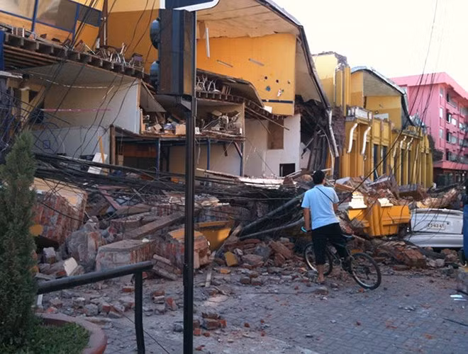 Một trận động đất mạnh 8,8 độ richter ở ngoài khơi vùng biển Maule, Chile vào ngày 27-2-2010 chỉ kéo dài trong khoảng 3 phút, nhưng đã khiến 525 người thiệt mạng, thiệt hại ước tính lên đến 31 tỷ USD.