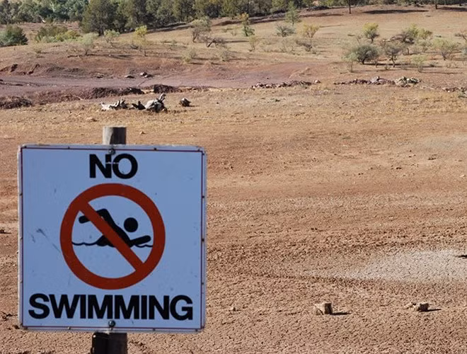 Hạn hán và đợt khí nóng xảy ra tại nước Mỹ năm 1980 đã khiến 1.700 người thiệt mạng và làm thiệt hại 55 tỷ USD.