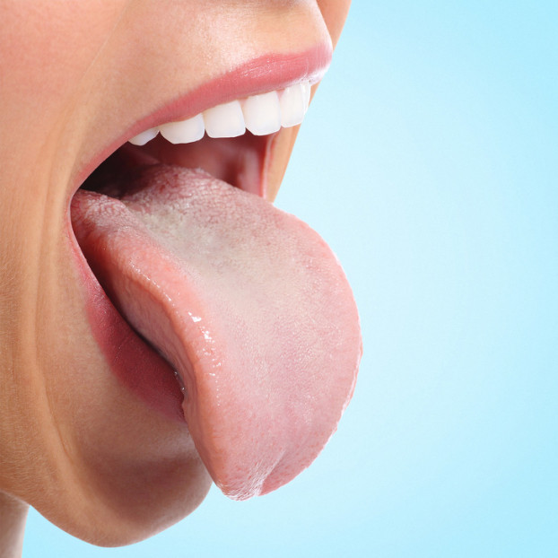 7. Cơ thể bạn là một cỗ máy sản xuất dịch nhầy: Trung bình, cơ thể 1 người lớn sản xuất 1,5 lít dịch nhầy mỗi ngày. Chúng ta đã nuốt hết phần lớn số đó mà không chú ý đến nó. Ngoài ra, một cơ thể cũng sản xuất một lít nước bọt, 3 lít dịch dạ dày, 3,5 lít dịch đường ruột và một lít mật.