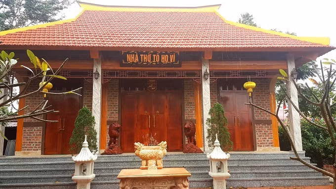 Nhà thờ Tổ họ được gia tộc họ Vi khánh thành vào năm 2017 trên một phần diện tích nhỏ của khu biệt phủ cũ.