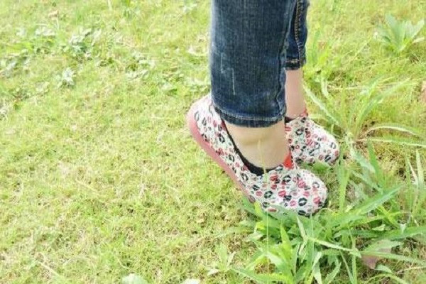 Kinh ngac dieu xay ra khi kieng chan 10 phut moi ngay