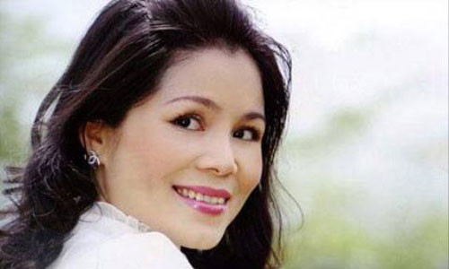 Nguoi vo “bi mat” cua MC Quyen Linh gioi co nao?-Hinh-2