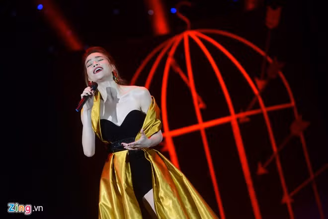 Khi Ho Ngoc Ha khong con doc chiem ngoi vi “nu hoang giai tri”-Hinh-3