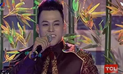 Bach Cong Khanh bat ngo tro thanh quan quan GMTQ-Hinh-6