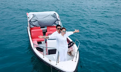 Kinh Quoc len tieng ve chuyen cuoi dai gia lon tuoi