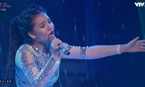 Minh Nhu tiep tuc toa sang Kieu Diem sa sut phong do