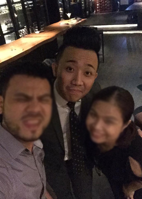 Mới nhất, một người bạn của Trấn Thành đã tiết lộ một số bức ảnh bên trong khu vực nam MC có khoảnh khắc đầy ý nghĩa với bạn gái. Đây là khu vực người lạ không thể tiếp cận. Được biết, Trấn Thành và nữ ca sĩ nảy sinh tình cảm trong quá trình quay bộ phim “Bệnh viện ma”. 