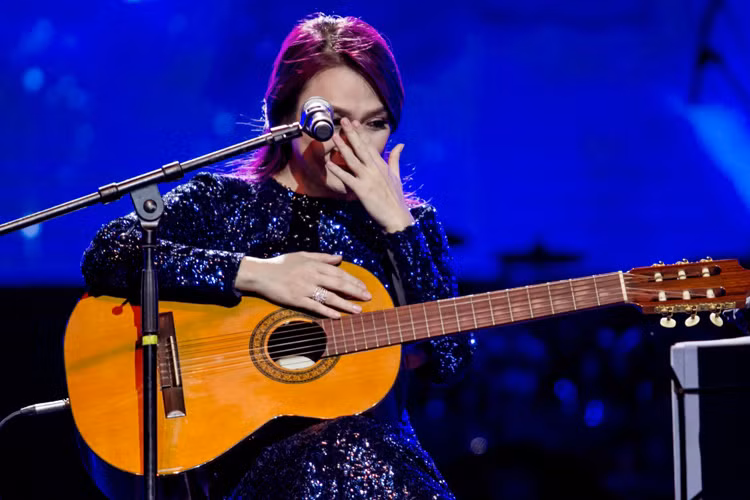 My Tam khoc nuc no trong liveshow Hay ve voi nhau-Hinh-2