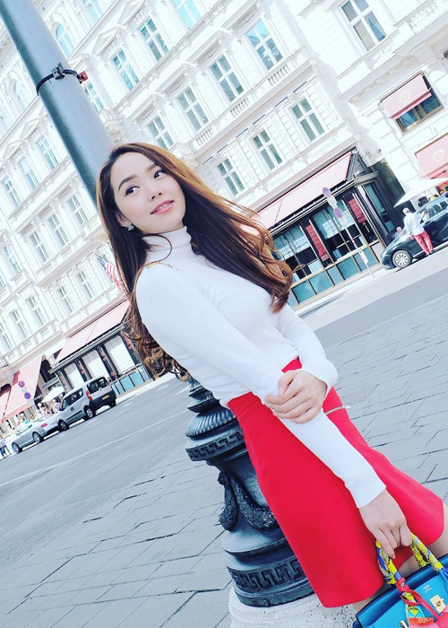 Ngoài Budapest (Hungary), Minh Hằng còn đến Vienna (Áo).