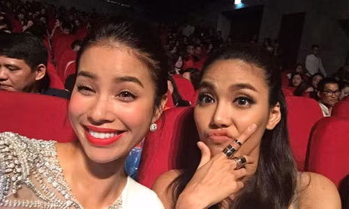 Nho chieu doc, Pham Huong va Lan Khue dap tan tin don bat hoa-Hinh-3