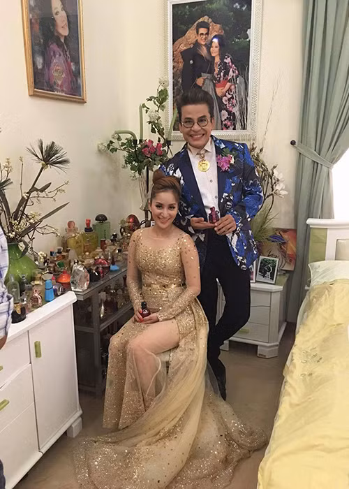 Một số sao Việt cũng tham gia sự kiện này. Trong ảnh, Thanh Bạch chụp ảnh cùng “nữ hoàng dancesport” Khánh Thi. 